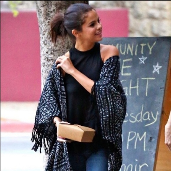 Free People Fringed Kimono - Picture 4 of 6